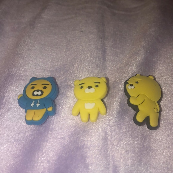 🌈 Croc Jibbitz - Picture 1 of 5